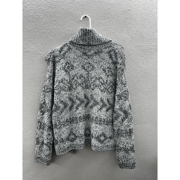 Lucky Brand Womens Sweater Size Medium Turtleneck Fringe Green White Pullover - Picture 8 of 12